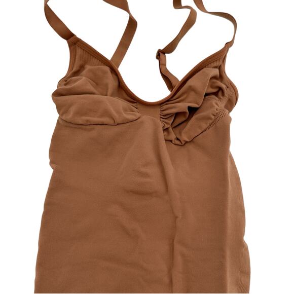 Skims Seamless Sculpting Mid Thigh Bodysuit NWOT Size XS - Picture 3 of 6